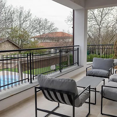 Villa Private With 5bd, Pool & Stunning Sea Views By Flat Mаnаger