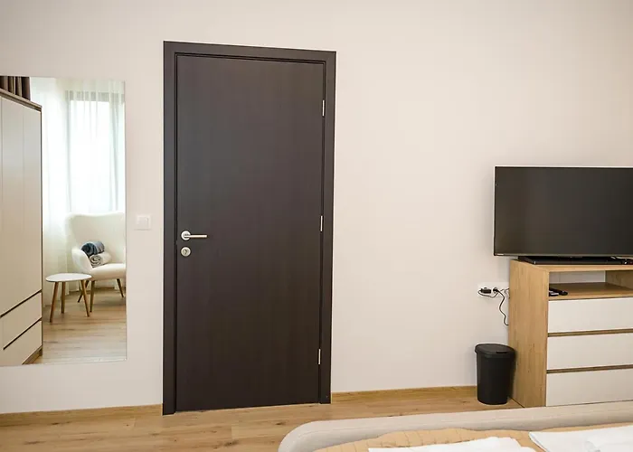 Private With 5bd, Pool & Stunning Sea Views By Flat Mаnаger فارنا