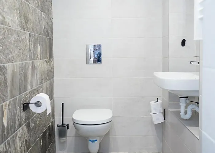 Private With 5bd, Pool & Stunning Sea Views By Flat Mаnаger فارنا