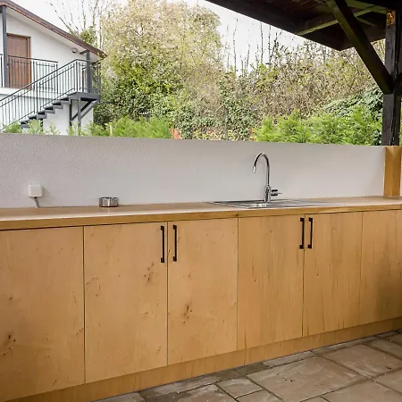 Private With 5bd, Pool & Stunning Sea Views By Flat Mаnаger Villa Varna